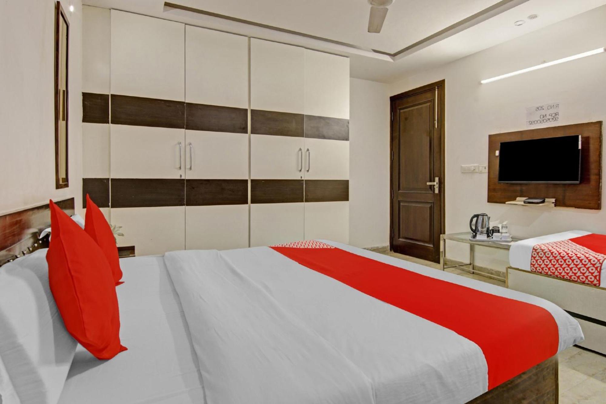 Collection 81027 Soni New Delhi